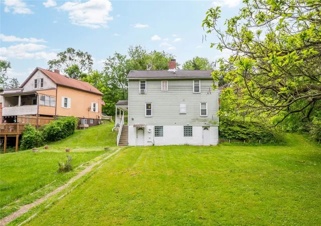 Homes for sale in Baldwin Boro, PA | 1021-1023 Joseph St, Baldwin Boro, PA 15227 | MLS# 1755571