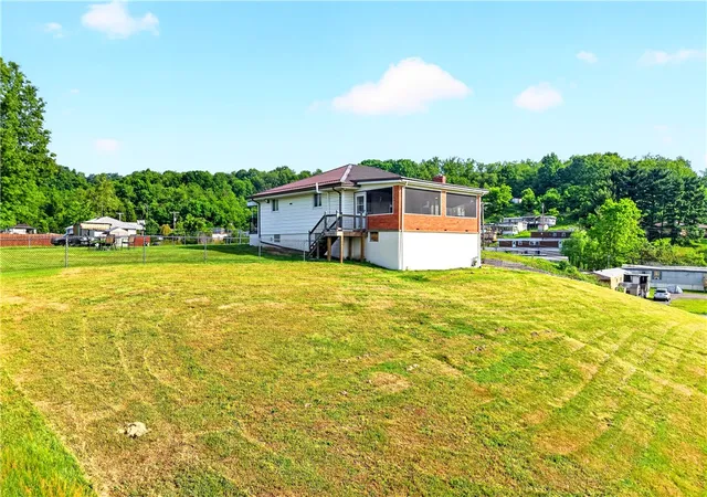5th image of 2021 State St, Jefferson Hills, PA 15025 | MLS# 1755606