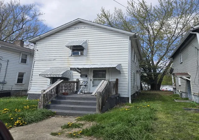 1st image of 421 North St, Sharon, PA 16146 | MLS# 1755663