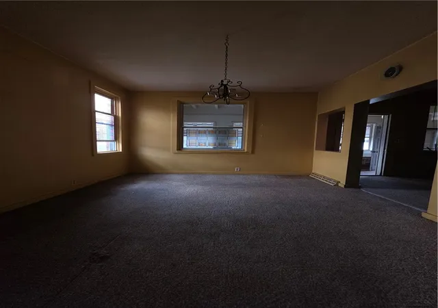 Photo 3 of Single family home for sale at 924 Summit St, Tarentum, PA 15084 | MLS# 1755710 | Listing updated on 2026-10-11