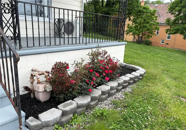 Homes for sale in Donora, PA | 549 Thompson, Donora, PA 15033 | MLS# 1756894