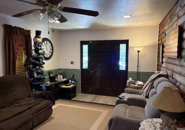 2nd image of 321 Gray Ave, Cabot, PA 16023 | MLS# 1756932