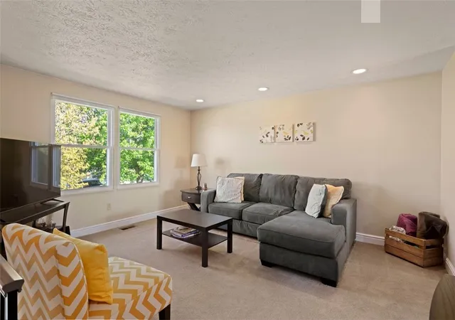 Homes for sale in South Park, PA | 3103 Piney Bluff Dr, South Park, PA 15129 | MLS# 1753951