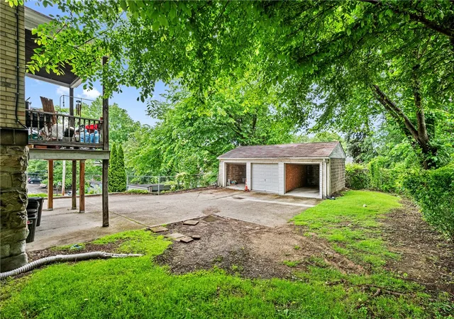 Photo 10 of Multi family home for sale at 170 Lincoln Ave, Bellevue, PA 15202 | MLS# 1755580 | Listing updated on 2026-08-03