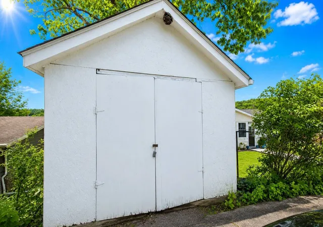 Photo 4 of Single family home for sale at 413 Center St, Hyde Park, PA 15641 | MLS# 1757059 | Listing updated on 2026-07-26