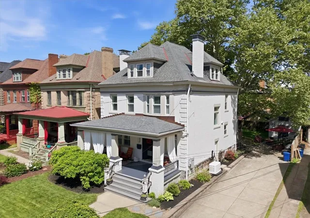 3rd image of 6611 Dalzell Pl, Squirrel Hill, PA 15217 | MLS# 1757095