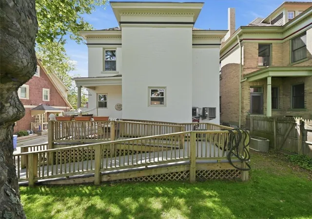 4th image of 6611 Dalzell Pl, Squirrel Hill, PA 15217 | MLS# 1757095