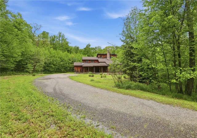 3rd image of 288 Ft Dewart Ln, Central City, PA 15926 | MLS# 1757098