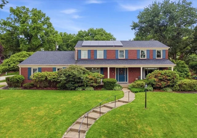 Homes for sale in Wilkins Twp, PA | 132 Penhurst Dr, Wilkins Twp, PA 15235 | MLS# 1757155