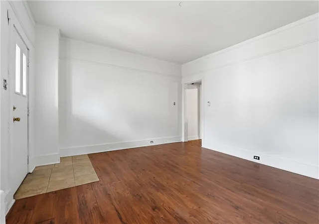 Photo 3 of Single family home for sale at 3818 Acorn St, Greenfield, PA 15207 | MLS# 1757182 | Listing updated on 2026-10-09