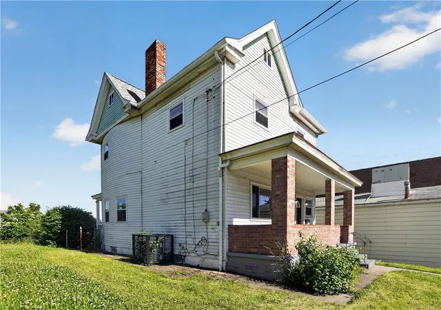 Homes for sale in Duquesne, PA | 2509 Grandview Ave, Duquesne, PA 15132 | MLS# 1755357