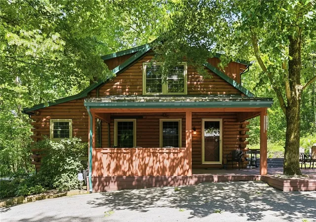 Photo 3 of Single family home for sale at 194 Foster Rd, North Sewickley Twp, PA 15010 | MLS# 1757190 | Listing updated on 2026-07-30