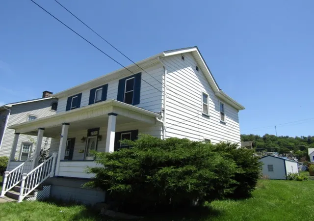 Homes for sale in West Newton, PA | 221 S 4th St, West Newton, PA 15089 | MLS# 1757204