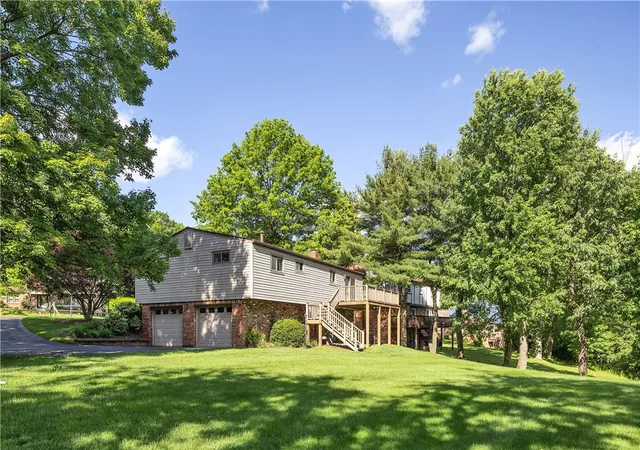 Homes for sale in Murrysville, PA | 3105 Johnston Ct, Murrysville, PA 15668 | MLS# 1757231
