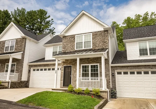 30th image of 202 Willow Ln, Beaver Falls, PA 15010 | MLS# 1757239