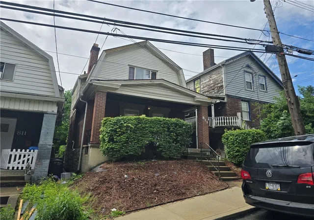 3rd image of 813 Sebring Avenue, Pittsburgh, PA 15216 | MLS# 1757249