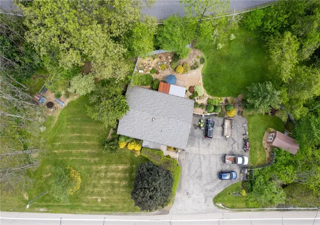 Photo 3 of Single family home for sale at 5308 Greensburg Rd, Apollo, PA 15613 | MLS# 1754954 | Listing updated on 2026-08-28