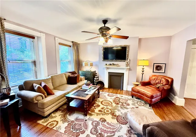 Photo 3 of Single family home for sale at 402 N Taylor, Central North Side, PA 15212 | MLS# 1757286 | Listing updated on 2026-06-22