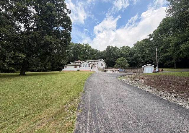 1st image of 526 E River Rd, Edinburg, PA 16116 | MLS# 1757303