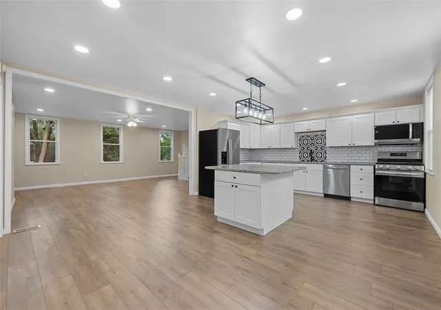 Photo 4 of Sale Pending at 4617 Mt Troy Rd Ext, Pittsburgh, PA 15214 | MLS# 1757264 | Listing updated on 2026-06-25