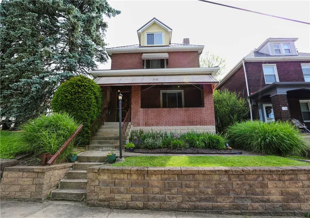 2nd image of 126 Overland Ave, Duquesne, PA 15110 | MLS# 1757302