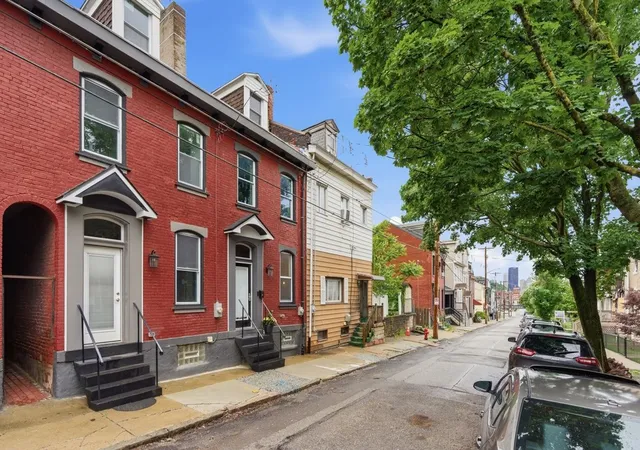 Homes for sale in Lawrenceville, PA | 3448 1/2 Ligonier Street, Lawrenceville, PA 15201 | MLS# 1757373