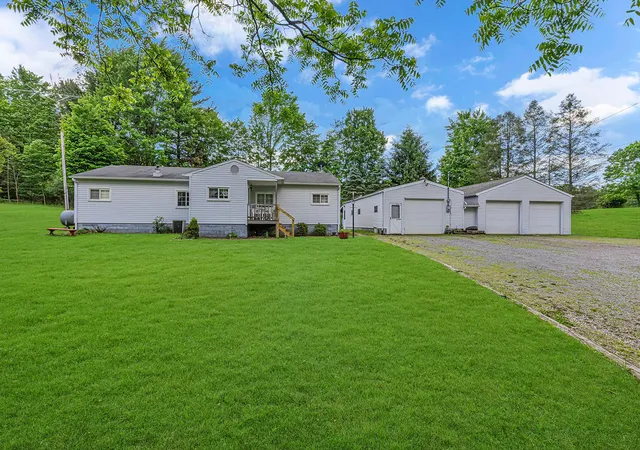 Homes for sale in New Sewickley Twp, PA | 106 Davis Lane, New Sewickley Twp, PA 15042 | MLS# 1757388