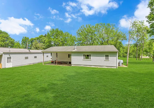 Homes for sale in New Sewickley Twp, PA | 106 Davis Lane, New Sewickley Twp, PA 15042 | MLS# 1757388