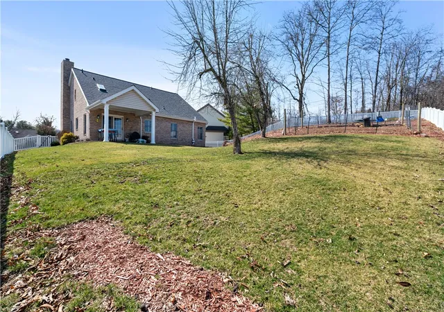 Homes for sale in South Fayette, PA | 8116 Palomino Dr, South Fayette, PA 15017 | MLS# 1757262