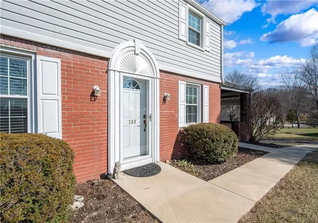 4th image of 130 Alameda Road, Twp Of But Nw, PA 16001 | MLS# 1757406