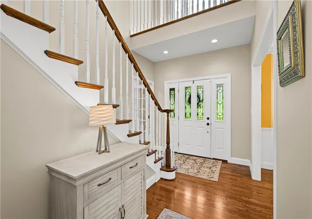 4th image of 320 Hedgerow Dr, Peters Twp, PA 15367 | MLS# 1757362