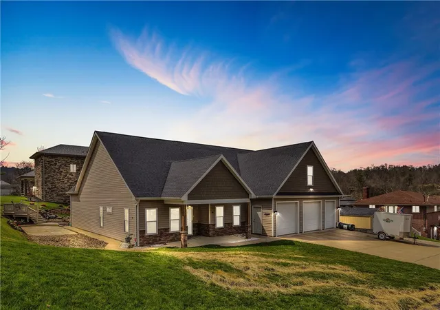 Photo 1 of Single family home for sale at 10 Walker St, Oakdale, PA 15071 | MLS# 1757513 | Listing updated on 2026-07-12