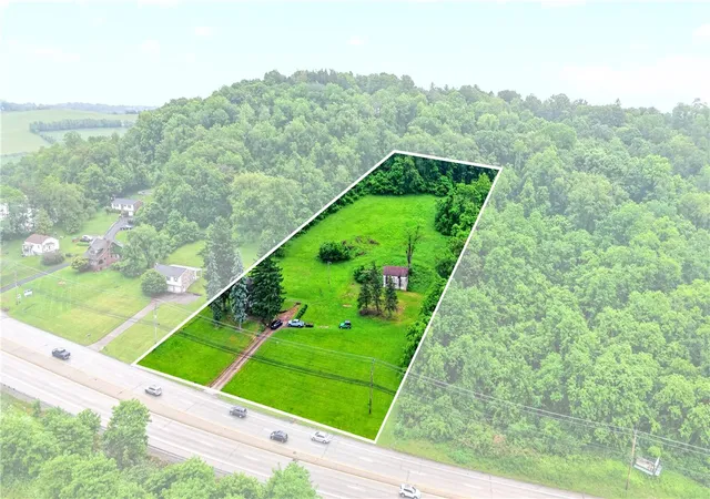 Photo 2 of Single family home for sale at 900 Washington Rd, South Strabane, PA 15301 | MLS# 1755822 | Listing updated on 2026-10-11