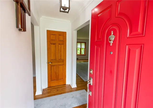 Photo 3 of Single family home for sale at 112 White Oak Dr, Twp Of But Se, PA 16001 | MLS# 1757356 | Listing updated on 2026-07-27