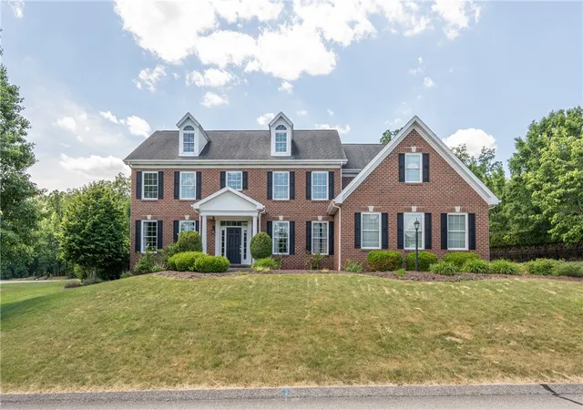 Homes for sale in Murrysville, PA | 4804 Greenhead Ct, Murrysville, PA 15668 | MLS# 1757454