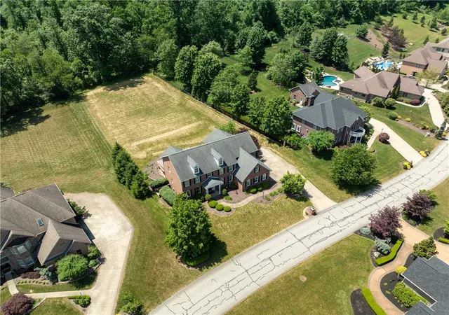 Homes for sale in Murrysville, PA | 4804 Greenhead Ct, Murrysville, PA 15668 | MLS# 1757454