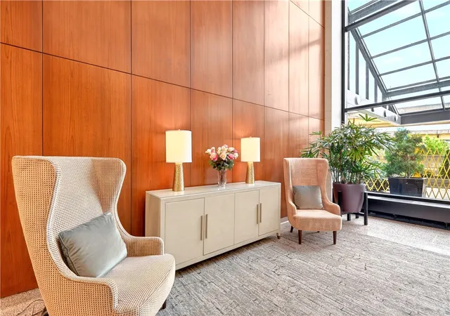 2nd image of 320 Fort Duquesne Blvd #12L, Downtown Pgh, PA 15222 | MLS# 1757393