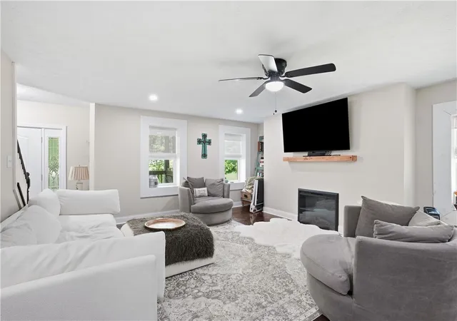 5th image of 2416 Magee Road Ext, Franklin Park, PA 15143 | MLS# 1757470