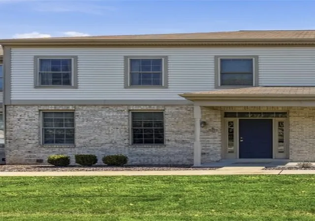 Homes for sale in Franklin Park, PA | 2426 Rochester Rd #G, Franklin Park, PA 15143 | MLS# 1757590