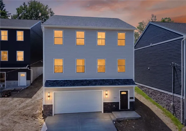 1st image of 223 Wilbert Street, Mt Washington, PA 15211 | MLS# 1757350