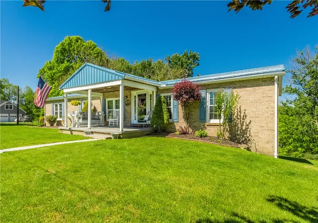 Homes for sale in Perry Twp, PA | 237 Bishop Rd, Perry Twp, PA 16041 | MLS# 1757283