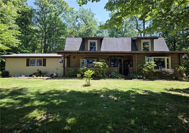1st image of 4075 Ridge Rd, Aliquippa, PA 15001 | MLS# 1755584
