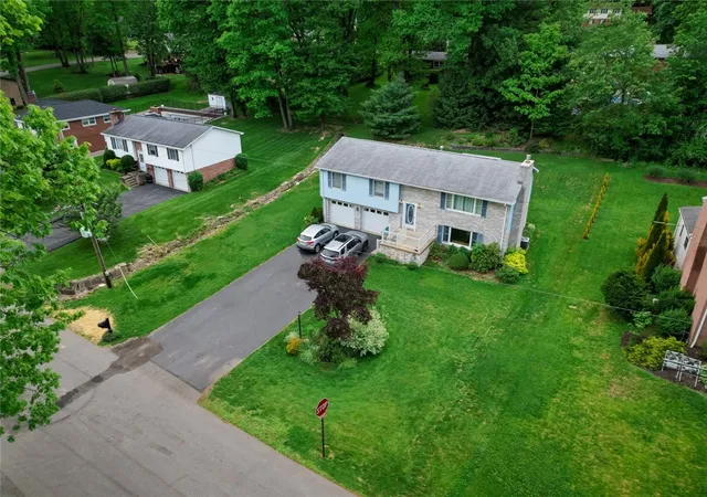 3rd image of 213 Cherokee Dr, Center Twp, PA 16001 | MLS# 1757643
