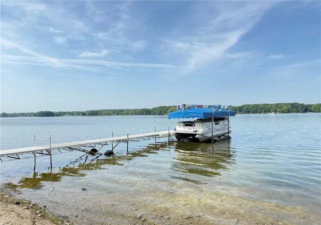 Homes for sale in Shenango, PA | 4621 E Lake Road, Shenango, PA 16134 | MLS# 1757688