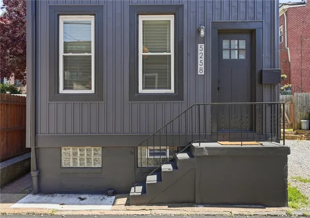2nd image of 5258 Dresden Way, Lawrenceville, PA 15201 | MLS# 1757539