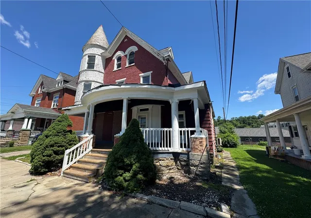 Homes for sale in California, PA | 516 3rd St, California, PA 15419 | MLS# 1757492