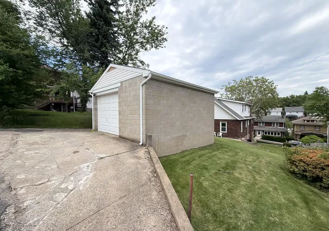 46th image of 1243 Kelton Ave, Dormont, PA 15216 | MLS# 1757724
