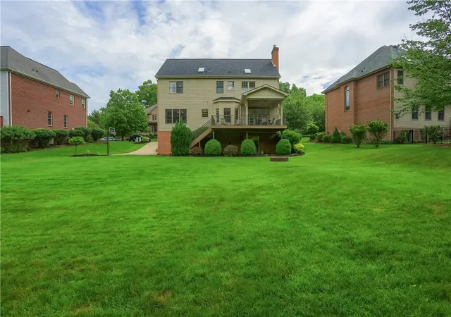 4th image of 358 Steeplechase Dr, Cranberry Township, PA 16066 | MLS# 1757000