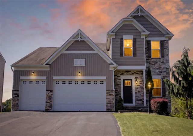 2nd image of 229 W Country Barn Rd, Chartiers, PA 15342 | MLS# 1757524