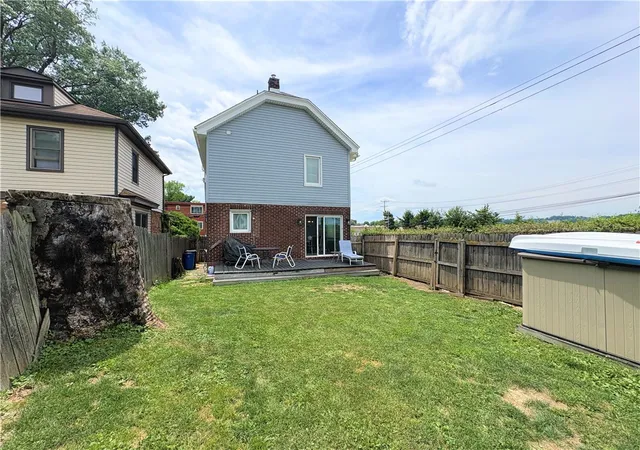 Homes for sale in Edgewood, PA | 101 Lacrosse St, Edgewood, PA 15218 | MLS# 1757756